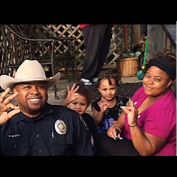 Meet The Posher - Picture 6 of 8